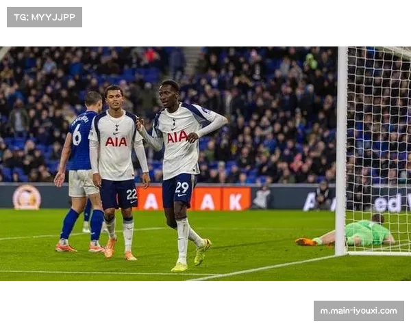 热刺三球大胜埃弗顿 展现强劲状态接连取胜