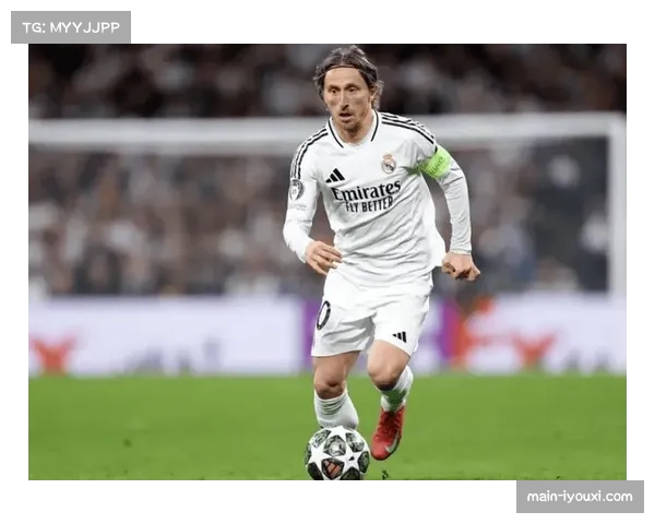 莫德里奇克罗斯中场控球 皇马欧冠经典组合